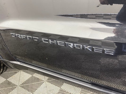 2014 Jeep Grand Cherokee Altitude in Apple Valley, MN - Apple Autos