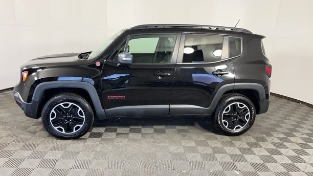 2016 Jeep Renegade Trailhawk in Apple Valley, MN - Apple Autos