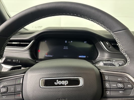 2024 Jeep Grand Cherokee Laredo in Apple Valley, MN - Apple Autos
