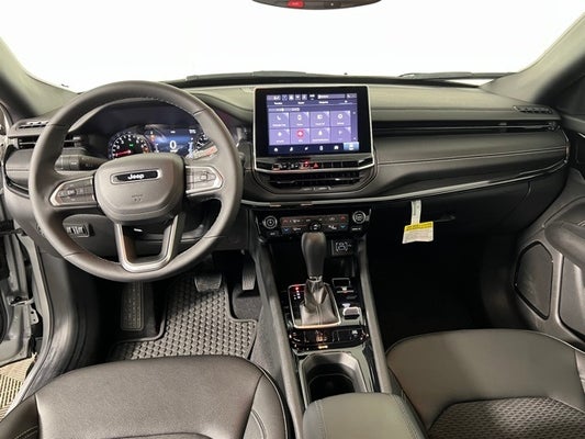 2024 Jeep Compass Latitude in Apple Valley, MN - Apple Autos