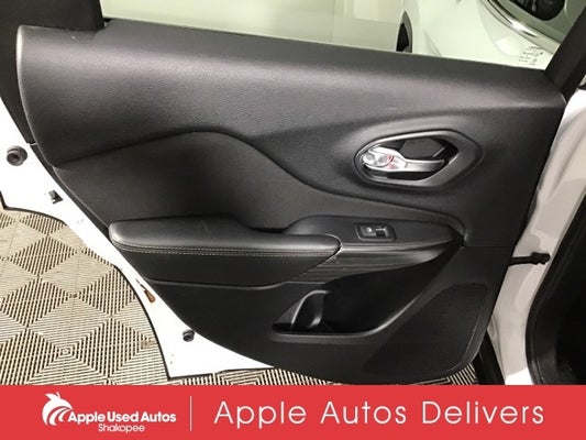 2017 Jeep Cherokee Latitude in Apple Valley, MN - Apple Autos