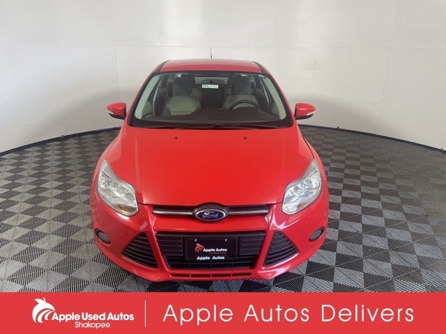 Used 2014 Ford Focus SE with VIN 1FADP3F24EL383296 for sale in Apple Valley, Minnesota