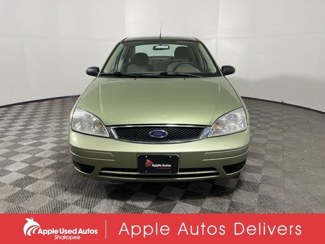 Used 2007 Ford Focus ZX4 SES with VIN 1FAHP34N77W361499 for sale in Apple Valley, Minnesota