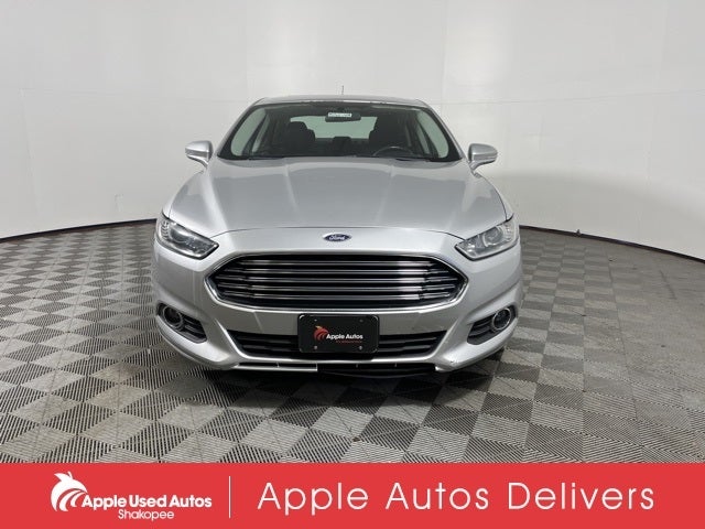 Used 2013 Ford Fusion SE with VIN 3FA6P0HR0DR218623 for sale in Apple Valley, Minnesota